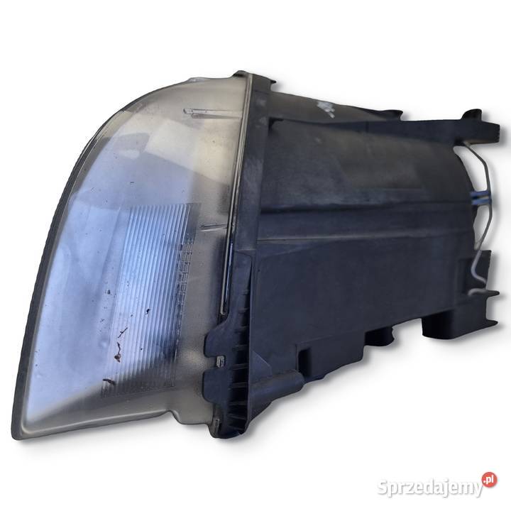 LAMPA Volvo V70 III S80 II PRZEDNIA PRAWA prawy osobowe Chełm