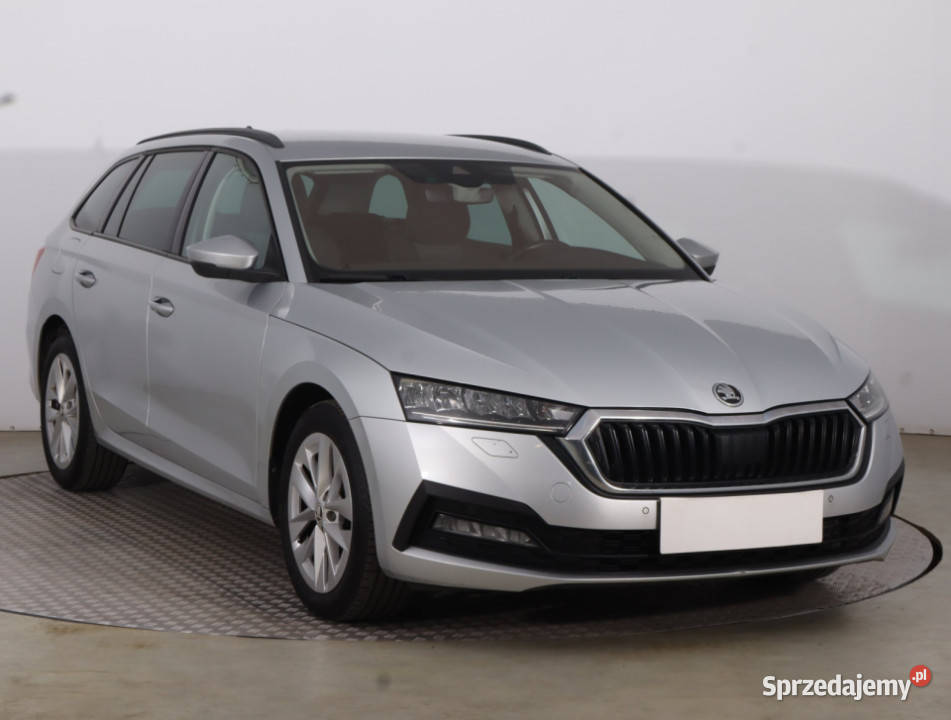 Skoda Octavia 15 TSI Piaseczno