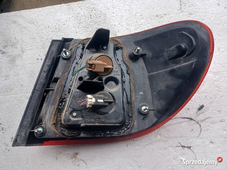 Lampa Lewy Tylnia Nissan Almera osobowe