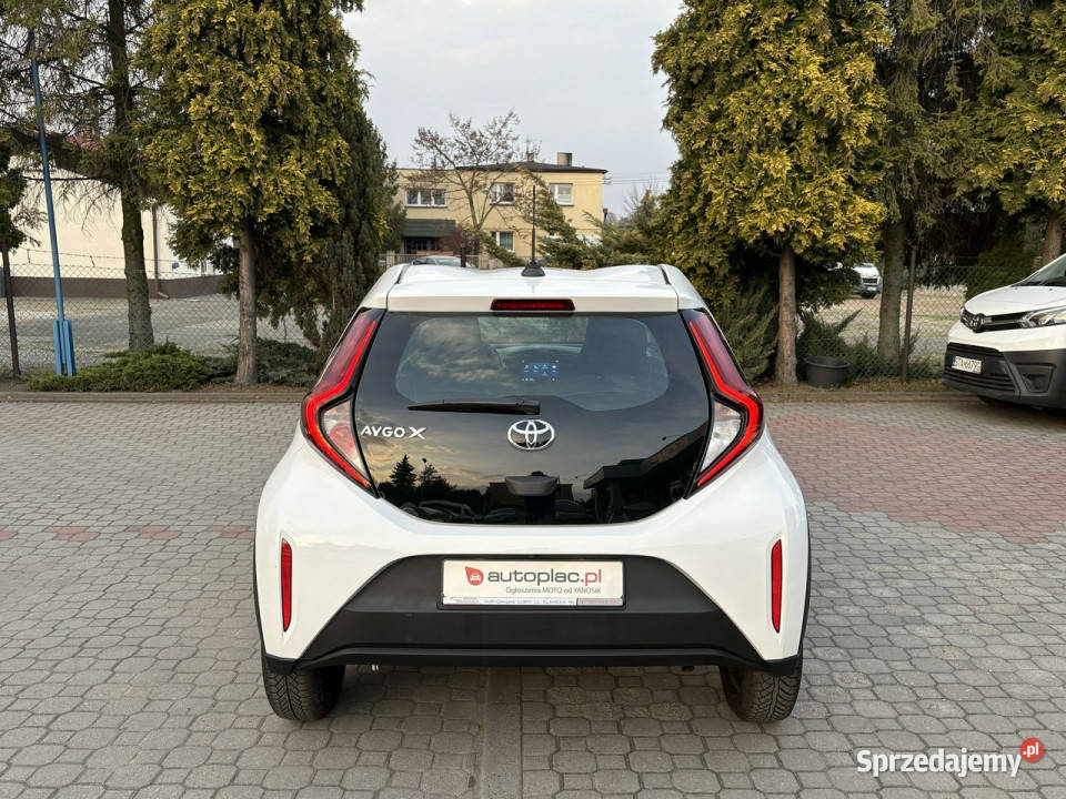 Toyota Aygo X Rezerwacja światła do jazdy dziennej Tarnowskie Góry