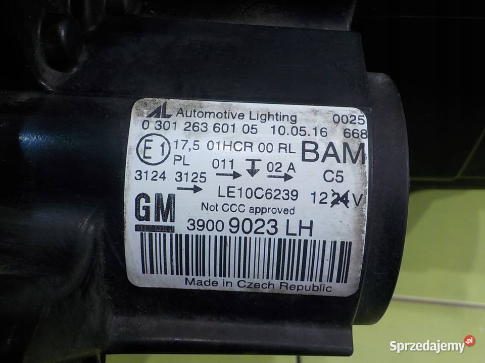 OPEL ZAFIRA C 16 CDTI 16r 5D lampa lewa przod Suków sprzedam