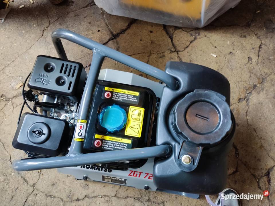 Zagęszczarka gruntu KOMATSU ZGT 727