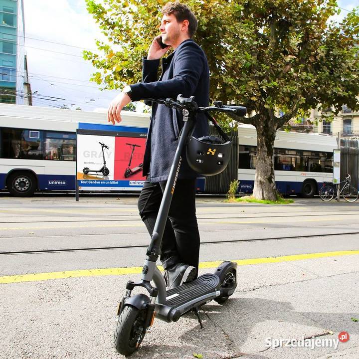 Hulajnoga elektryczna czerwona Foxtrot Plux 500W