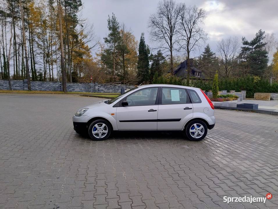 Sprzedam Forda Fiestę
