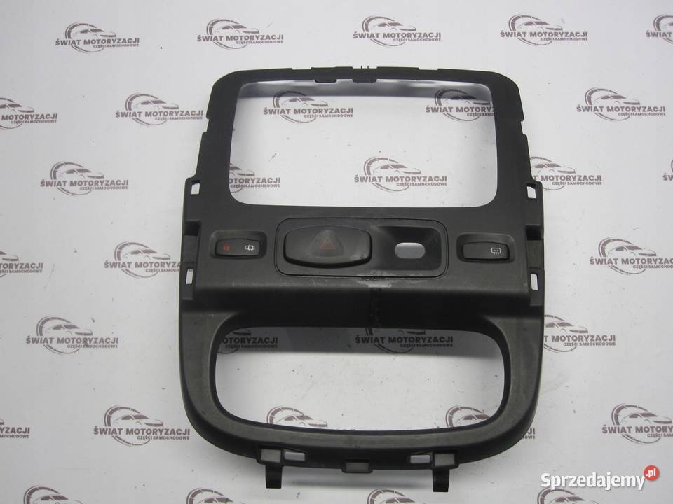 DACIA DUSTER I 13r ramka osłona radia 682604477R osobowe