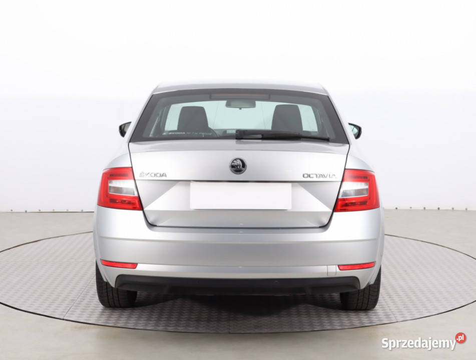 Skoda Octavia 10 TSI