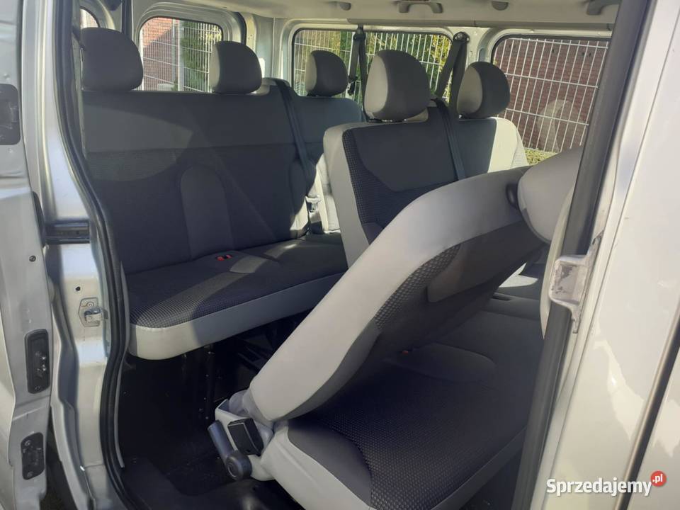 Opel Vivaro 20 Long 9 osobowe NAWIEWY NA KAŻDY diesel Vivaro Radomsko