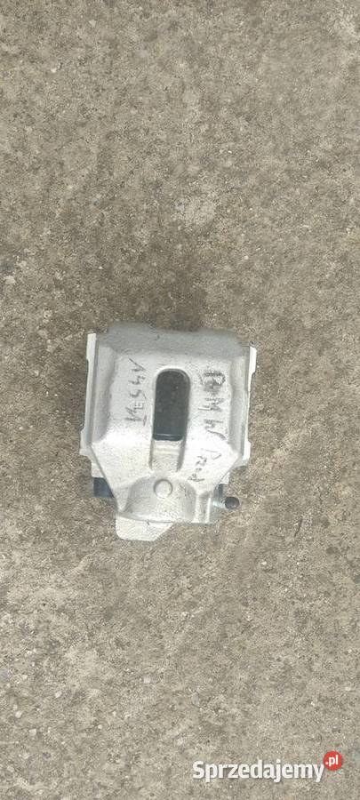 Zacisk hamulcowy BMW X3X5 520530 Rok produkcji 2021