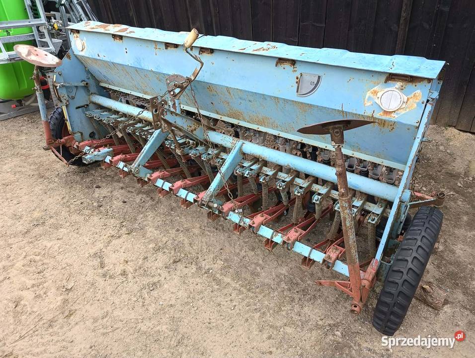 Siewnik zbożowy Poznaniak nieuszkodzony Suwałki