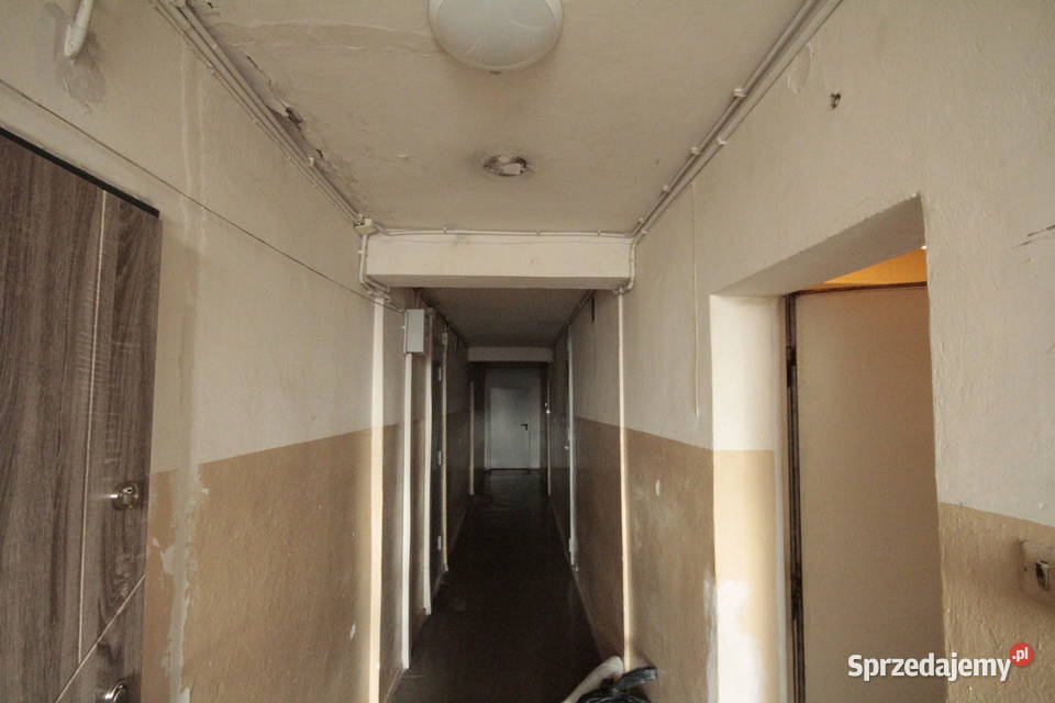 2pok 41met Młodych Techników BALKONPIWNICA własność Wrocław