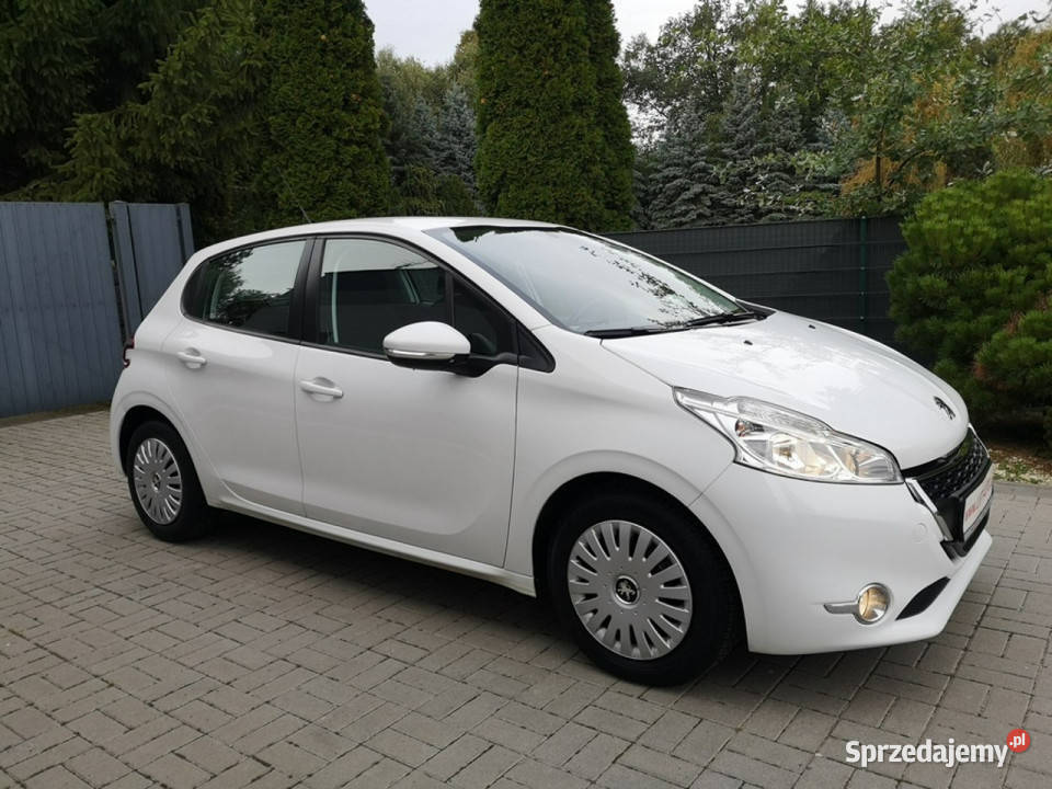 Peugeot 208 14 HDI 68 Klimatyzacja Tempomat biały