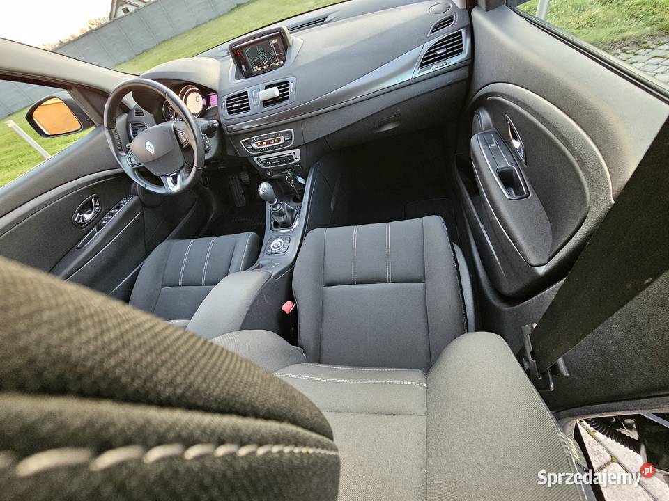 Benzyna Navi Klimatronik Tempomat GFotele 2XPDC