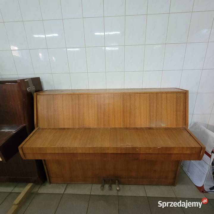Pianino Calisia Mahoń używane Pozostałe Skierniewice