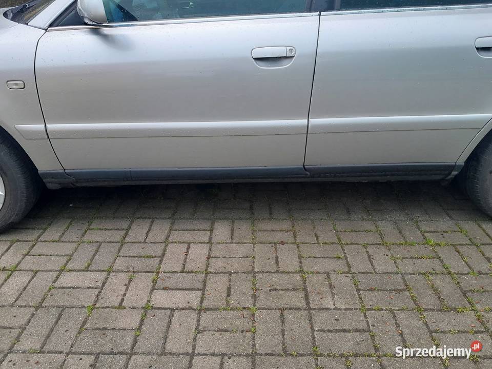 Audi A4 B5 1999 r 24 V6 2400cm3 śląskie Korbielów