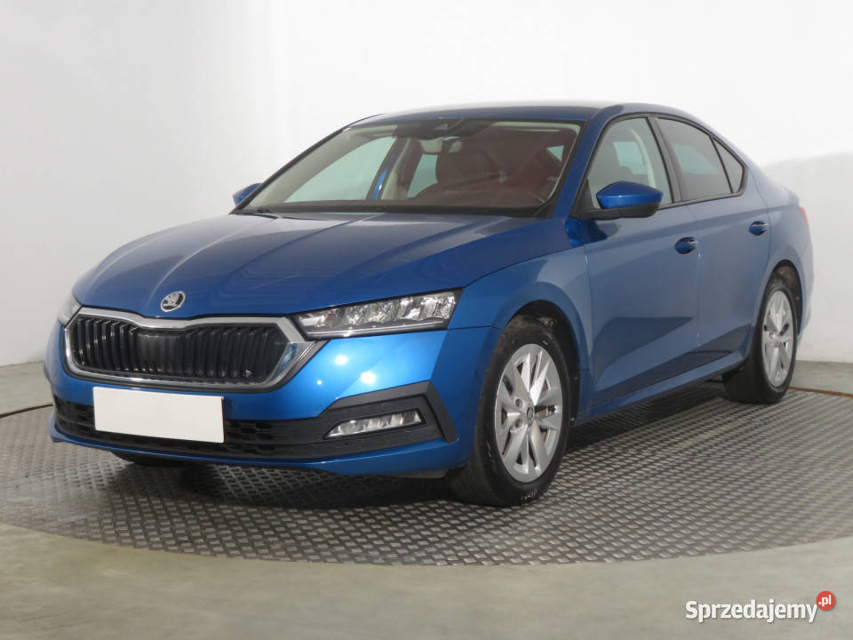 Skoda Octavia 15 TSI bluetooth