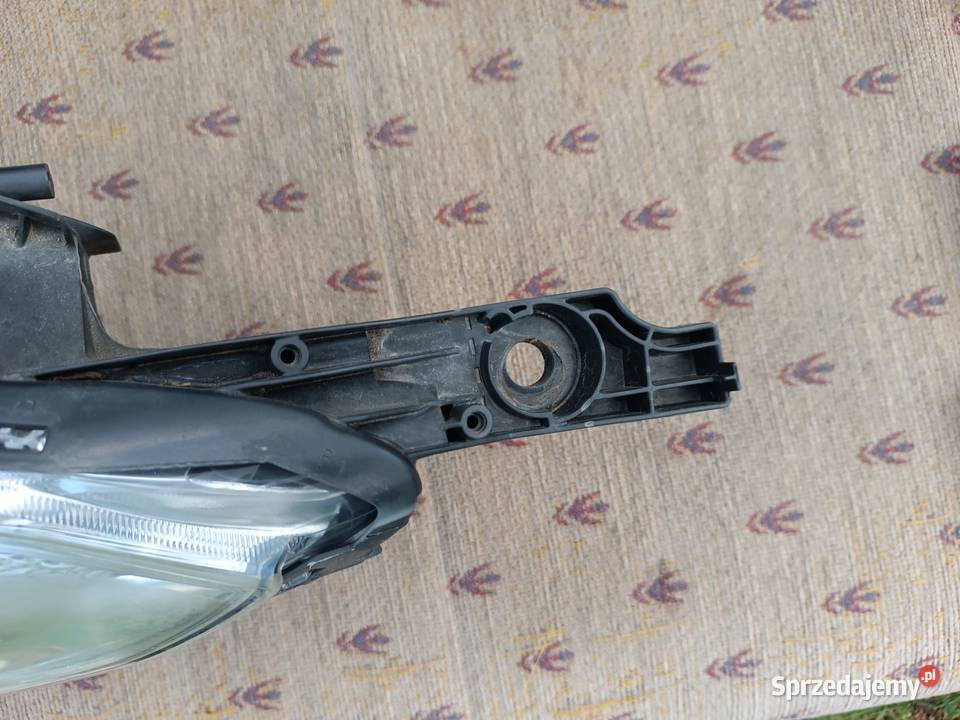 Lampa lewy przód Peugeot 2008 I lift 2016 jasny osobowe Turek