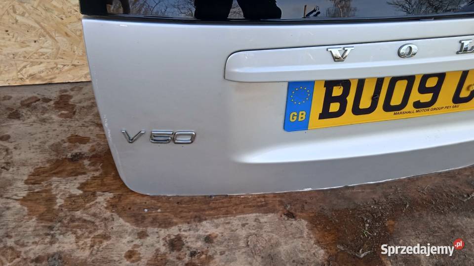 VOLVO V50 II LIFT KOMBI KLAPA TYŁ 42626 Zbierkowo