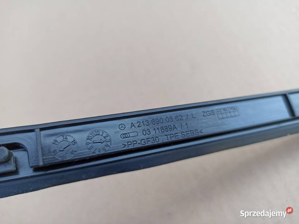 EKLASA W213 USZCZELKA DRZWI LEWY TYŁ LISTWA Motoryzacja