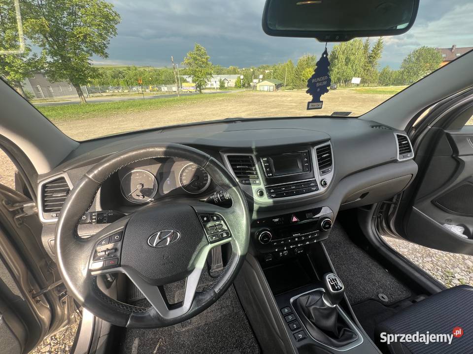 Hyundai Tucson 16 2017r Polski Salon czujnik parkowania Motoryzacja Miejsce Piastowe