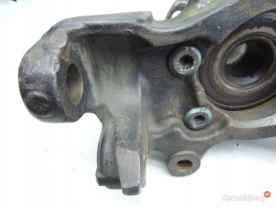 4D0407258AD AUDI A8 D2 9902 ZWROTNICA PRAWA Zwrotnice Przemęt