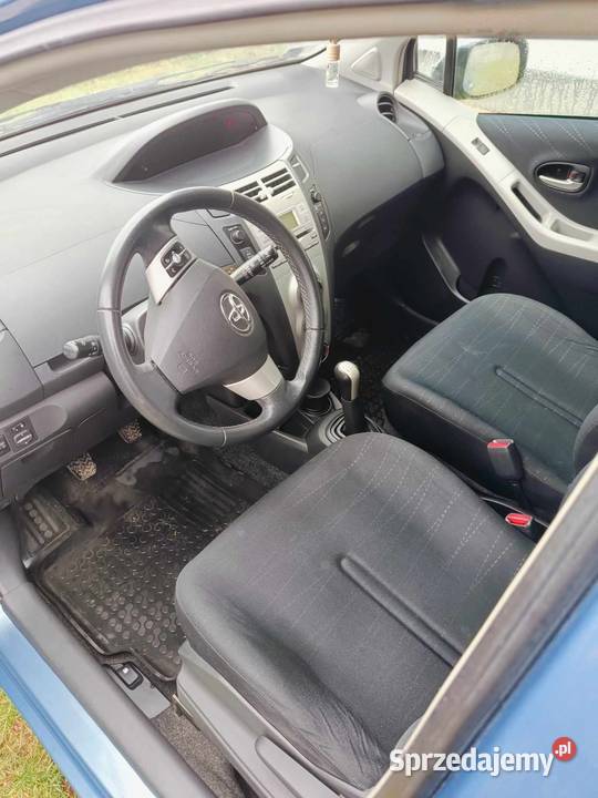 Sprzedam Toyota Yaris 2 elektryczne lusterka Piekoszów