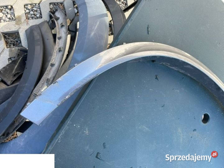 BMW X5 f15 listwa tył prawa łukowa Kozubszczyzna sprzedam