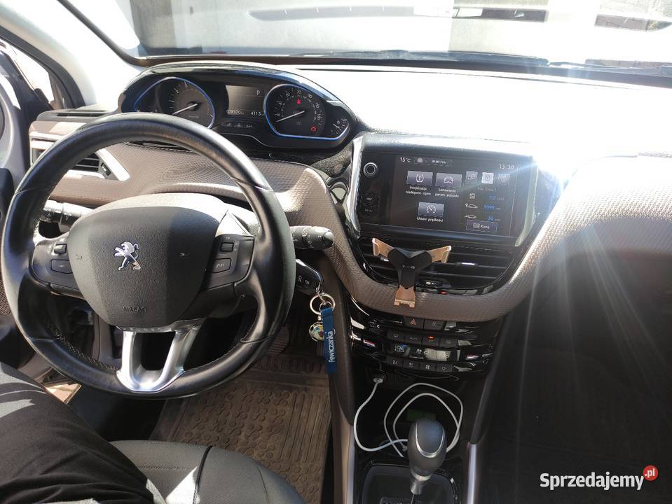 Peugeot 2008 12 110 2016r automat niski przebieg światła do jazdy dziennej Mosina