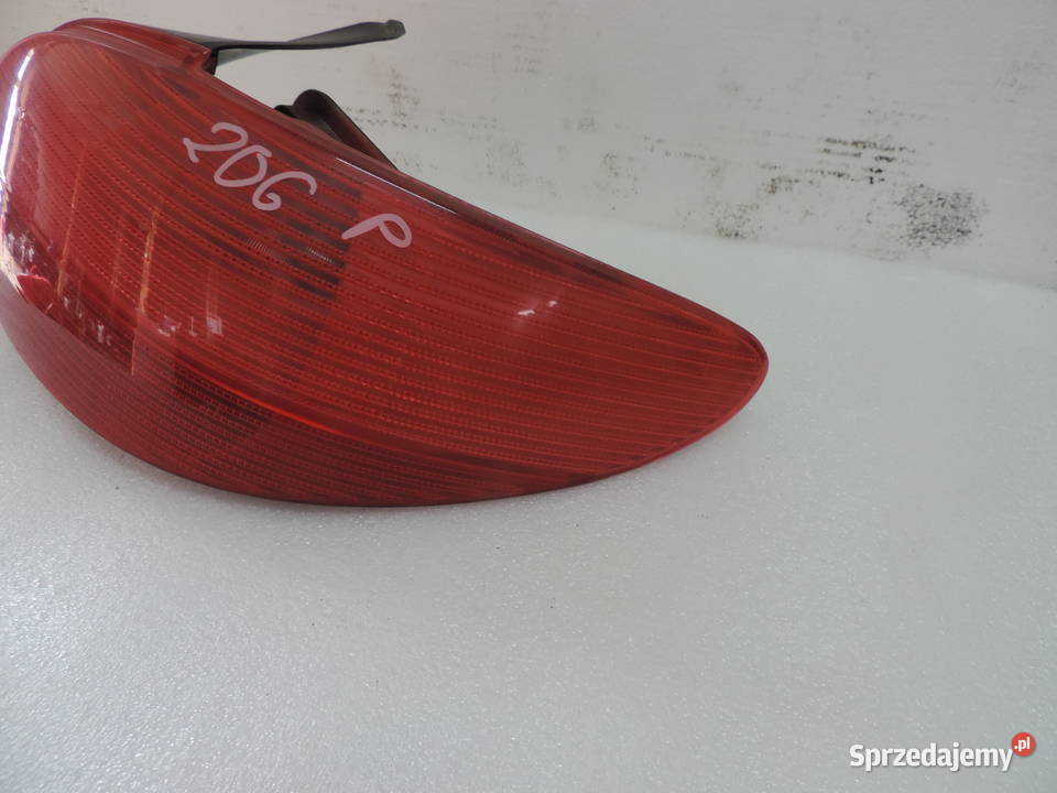LAMPA PRAWA TYLNA PEUGEOT 206 Nowy Sącz