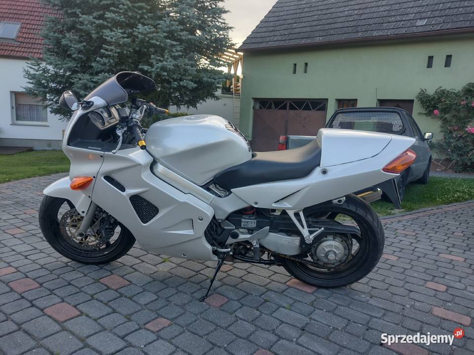 Honda vfr 800 fi rc46