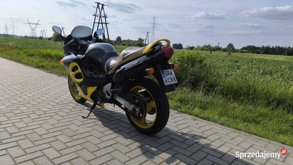 Suzuki GSXF Katana Suzuki GSXF 750 z 1998r 40 Pabianice