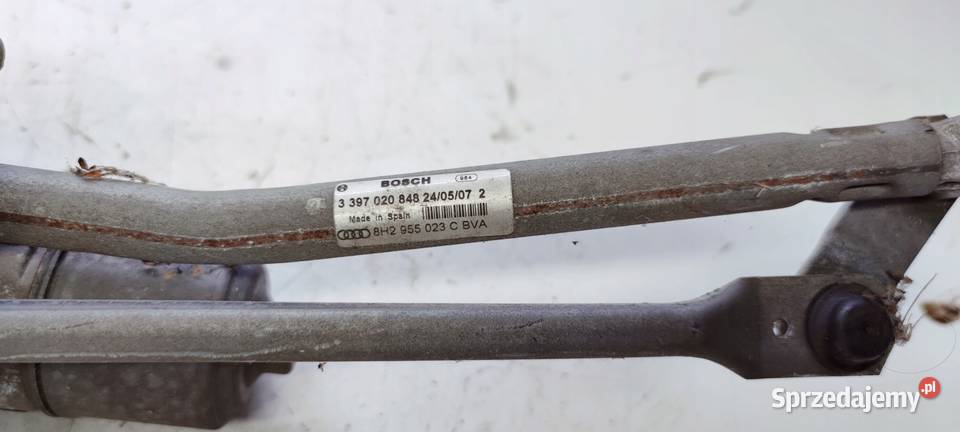 MECHANIZM WYCIERACZEK AUDI A4 B7 CABRIO Przystajń