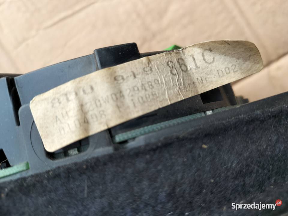 AUDI A4B5 A4 B5 8D0919861C LICZNIK ZEGARY Liczniki i zegary sprzedam