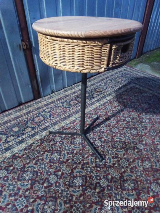 Stolik sprzedam Borówno