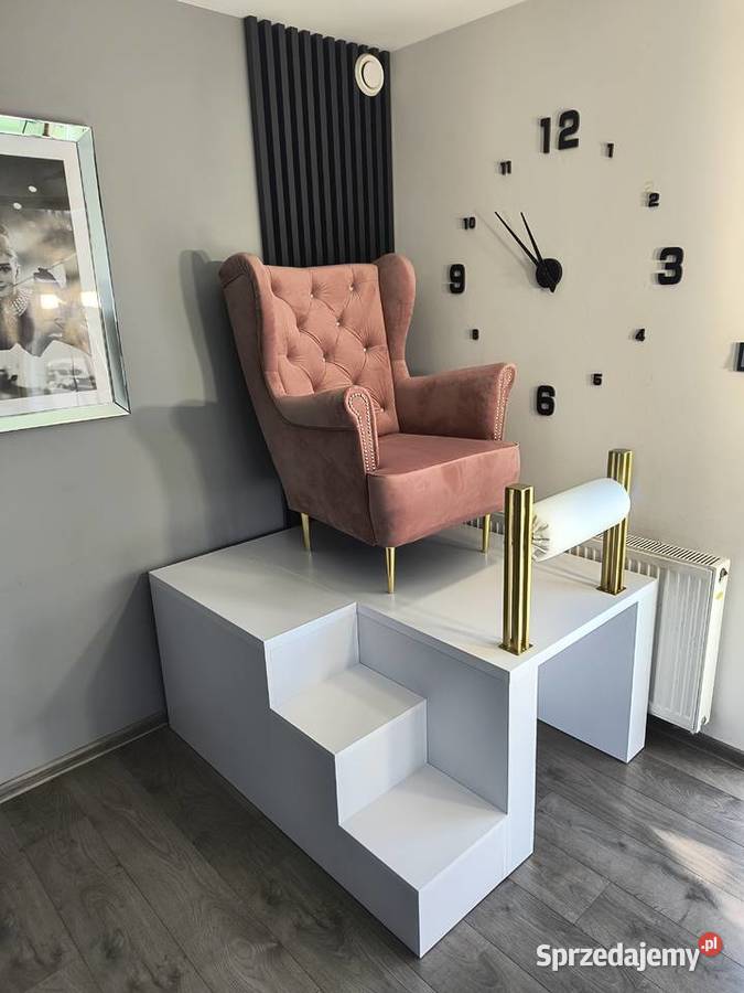 Podest do pedicure z fotelem Nowy Promocja Sierakowice