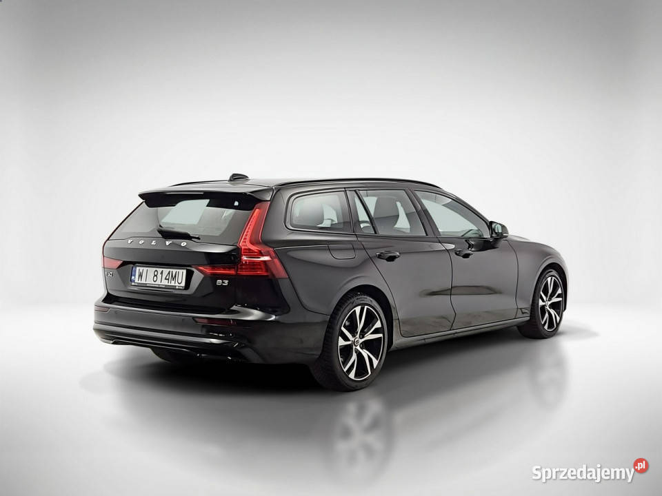 Volvo V60 B3 B Plus Dark aut Z Polskiego Salonu pełny VAT Warszawa