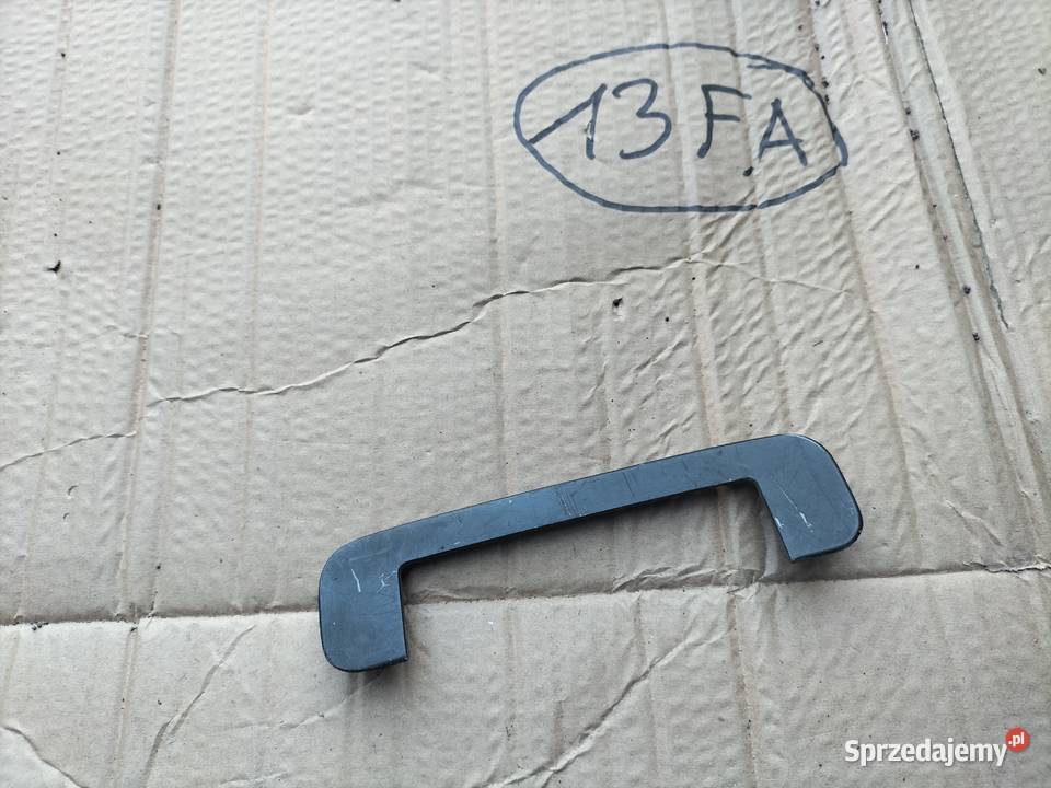 AUDI 80 B3 B4 RAMKA OBUDOWA KLAMKI TYŁ osobowe Kamień-Kolonia sprzedam