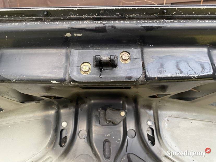 MercedesBenz E W124 1988 Klapa bagażnika zdrowa Łagiewniki