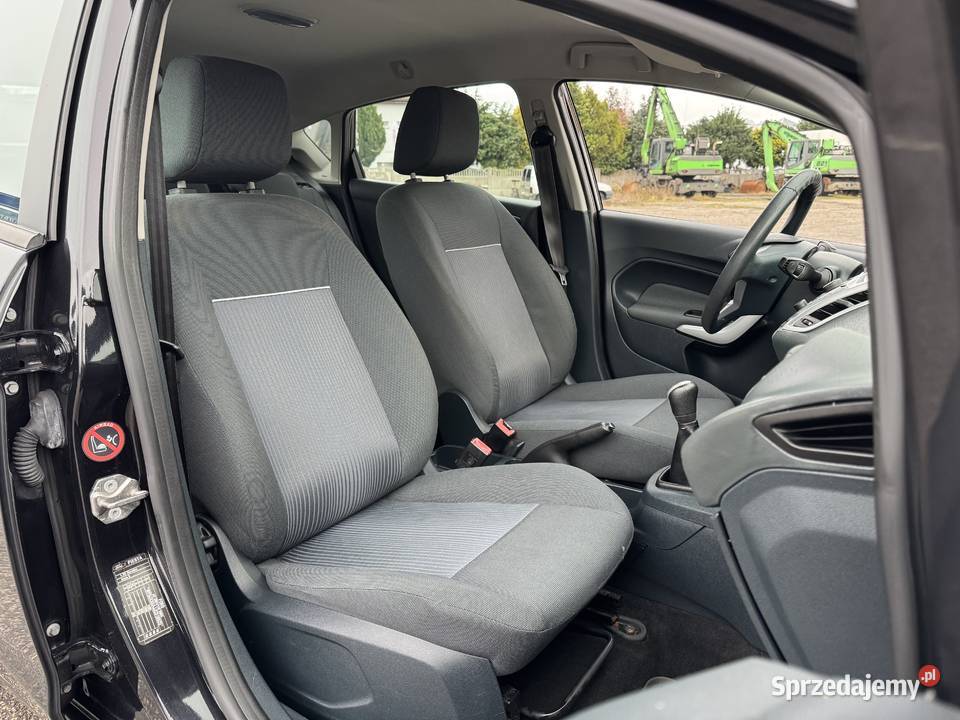 Ford Fiesta 125 BENZYNA Salon Polska benzyna wielkopolskie Konin