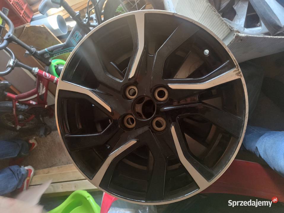 Sprzedam felgi toyota yaris Łochów