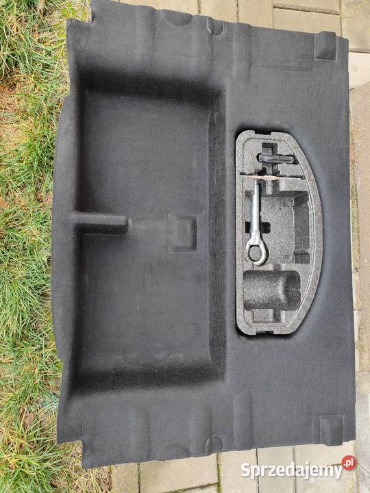 Wykładzinaschowek bagażnika Opel Astra J Rok produkcji 2010 Działdowo sprzedam