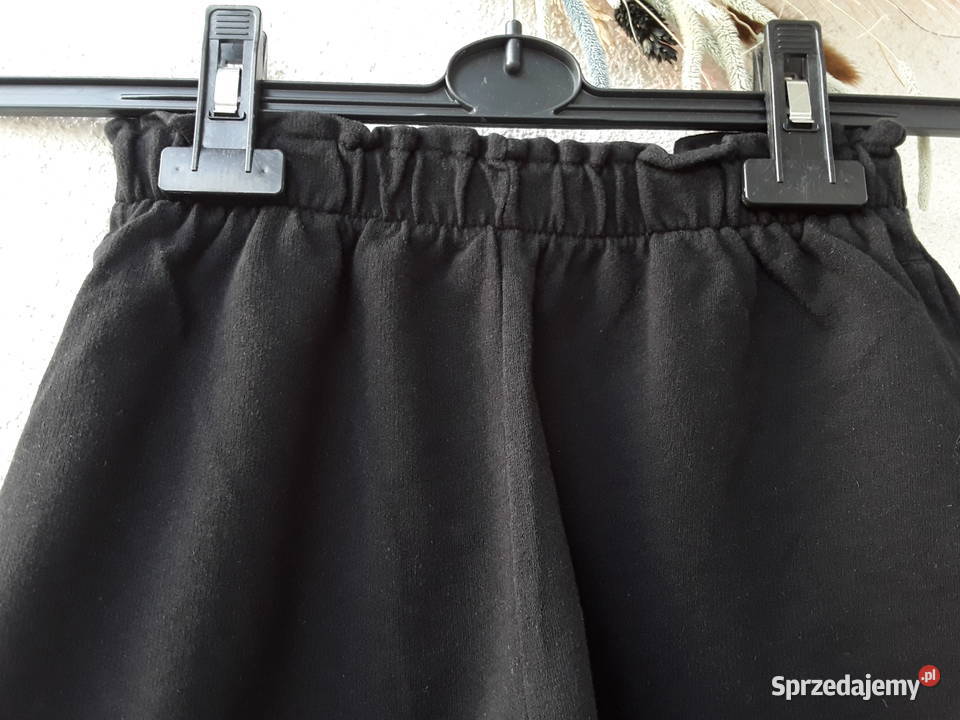 Spodenki czarne krótkie r 146 HM H&M