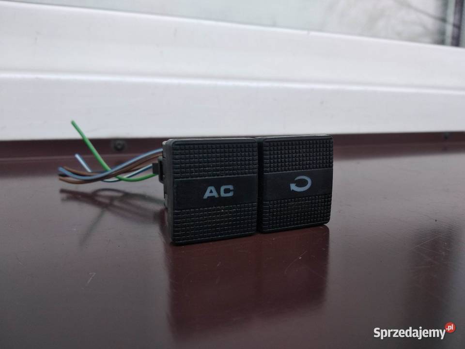 VW Golf MK3 III Vento przycisk przełącznik Panele sterowania, przełączniki Części samochodowe łódzkie