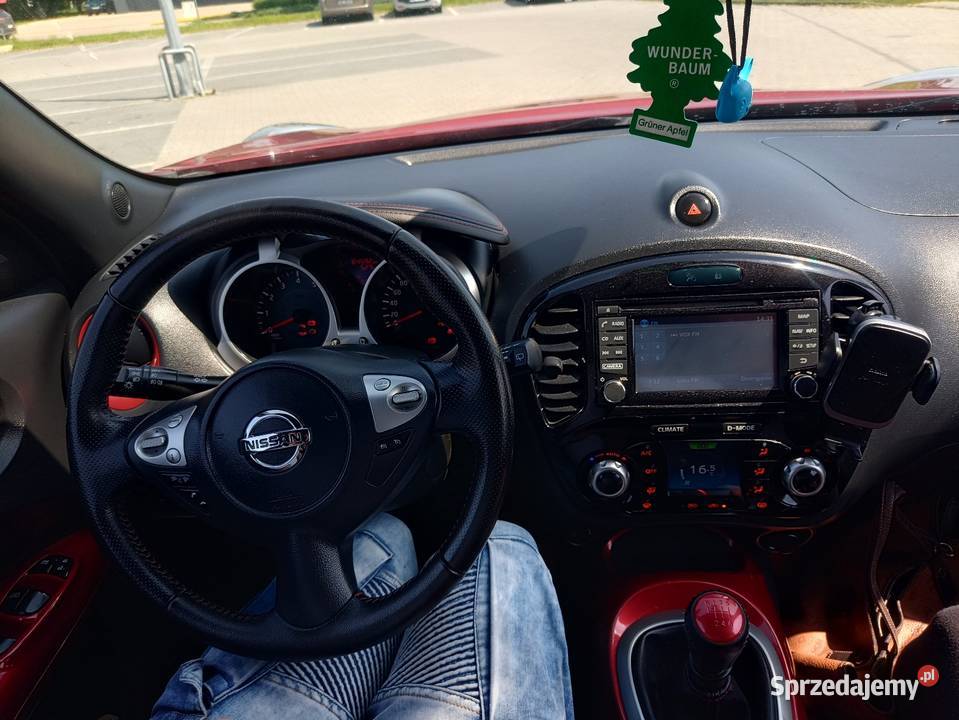 Sprzedam samochód osobowy marki Nissan juke wielofunkcyjna kierownica