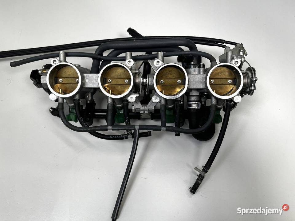 SUZUKI GSXS 1000 1619 Wtryski Przepustnice sprzedam