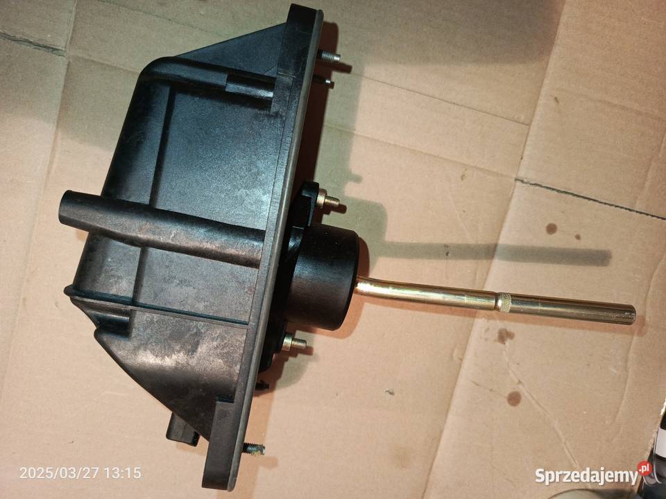LEWAREK WYBIERAK AUDI A4 B 7 LU8E0711025 Katowice