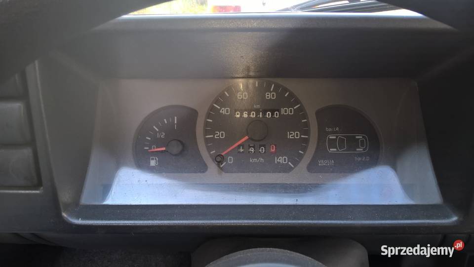 Czerwony maluszek Wieluń