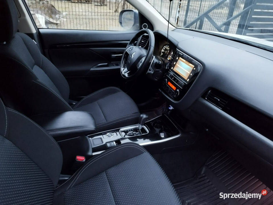 Mitsubishi Outlander Krajowy stan silnik SUV Skawina