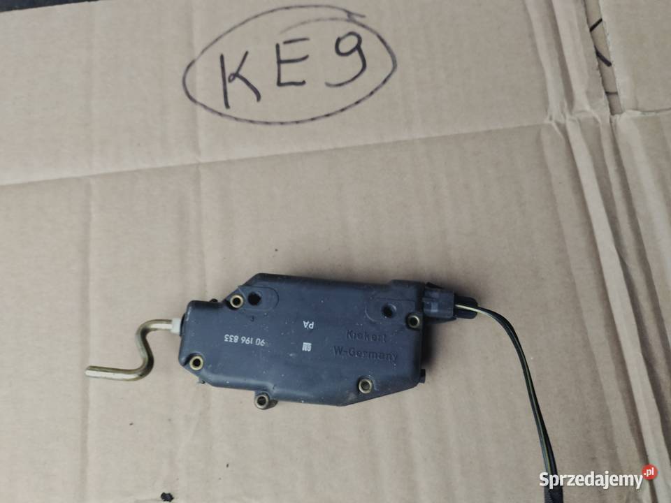 POMPKA ZAMKA BAGAŻNIKA OPEL KADETT KADET 9019683 osobowe Kamień-Kolonia sprzedam