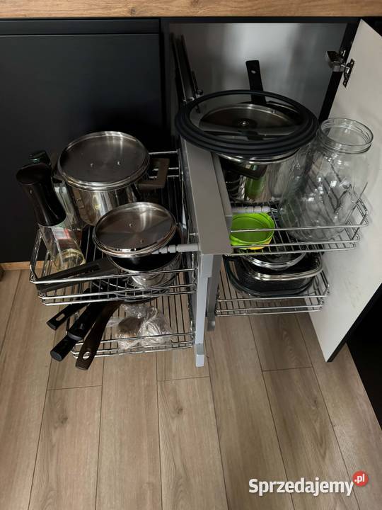 sprzedam uzywana kuchnie w stanie 3 letnia ze Ruda Śląska sprzedam