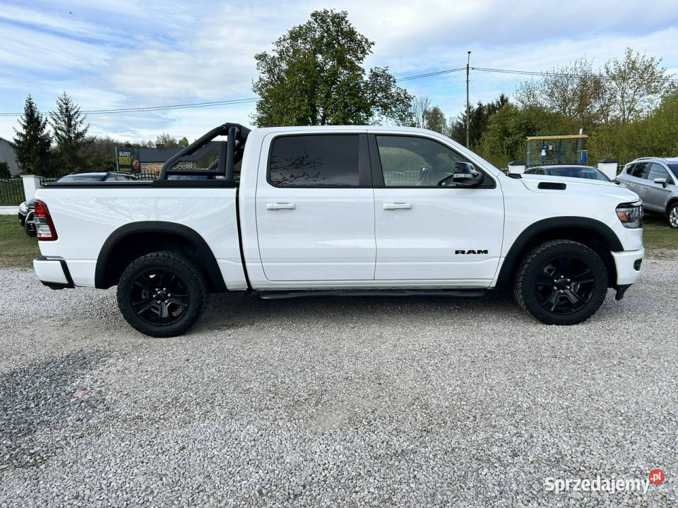 RAM 1500 Full światła przeciwmgielne Nowe Iganie sprzedam